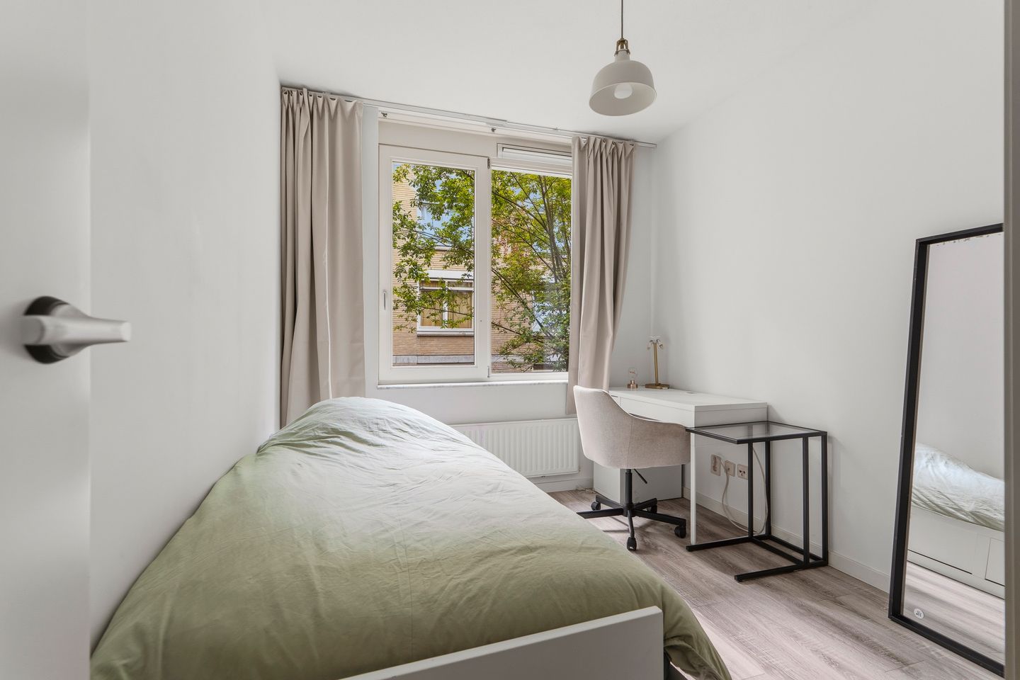 Photo 19 of Reinwardtstraat 382