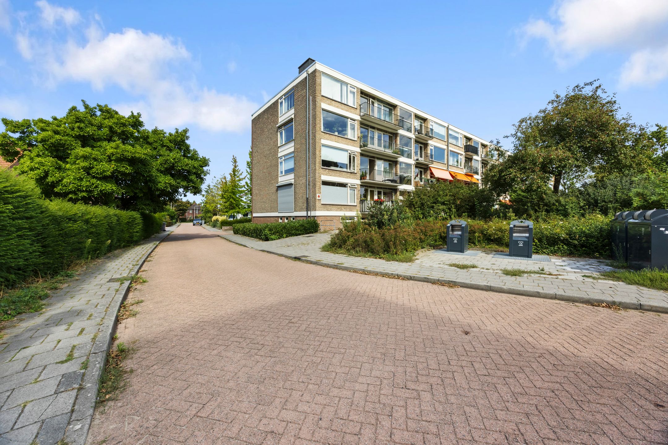 Photo 27 of Stadswal 14-D