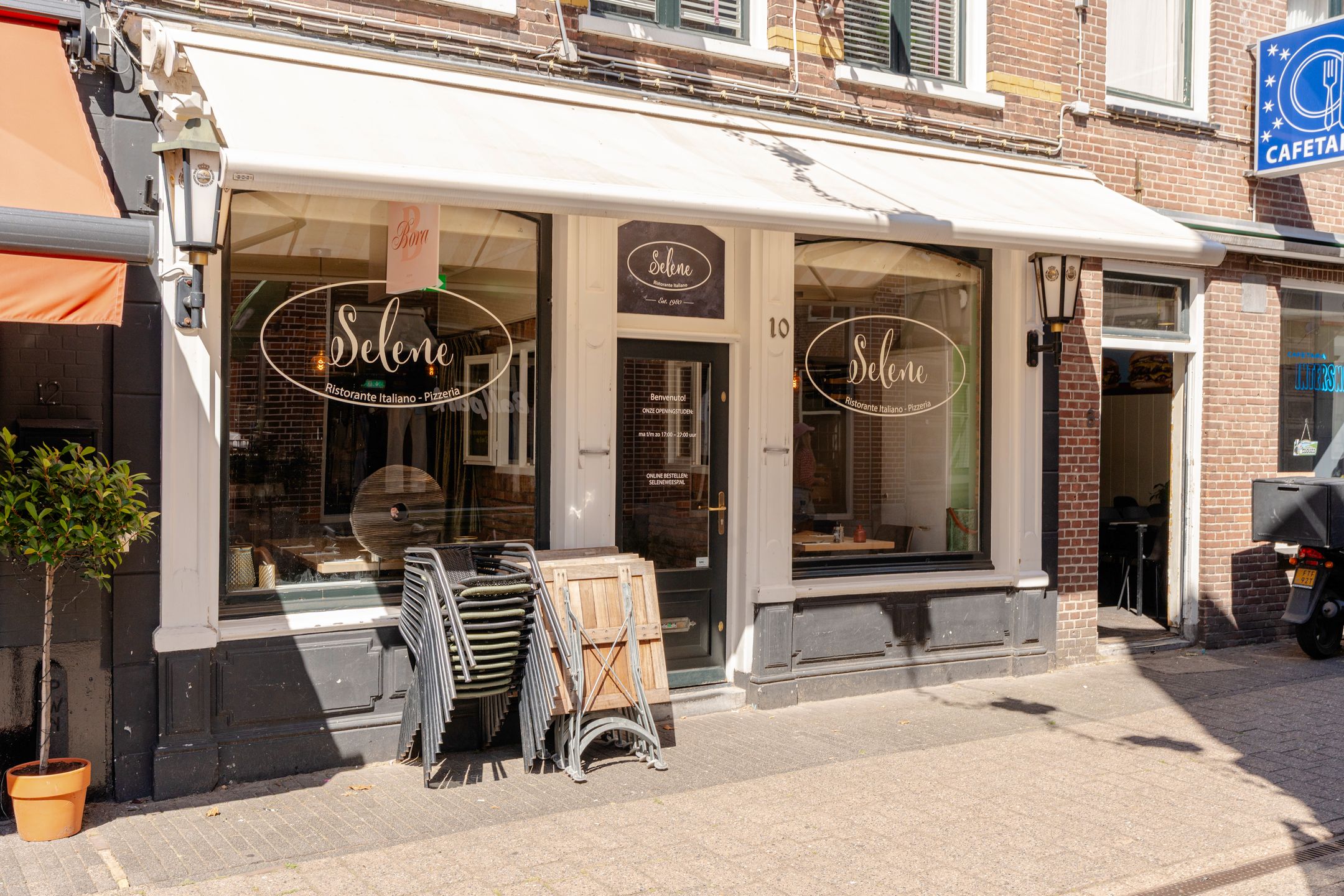 Photo 57 of Muiderslotlaan 114