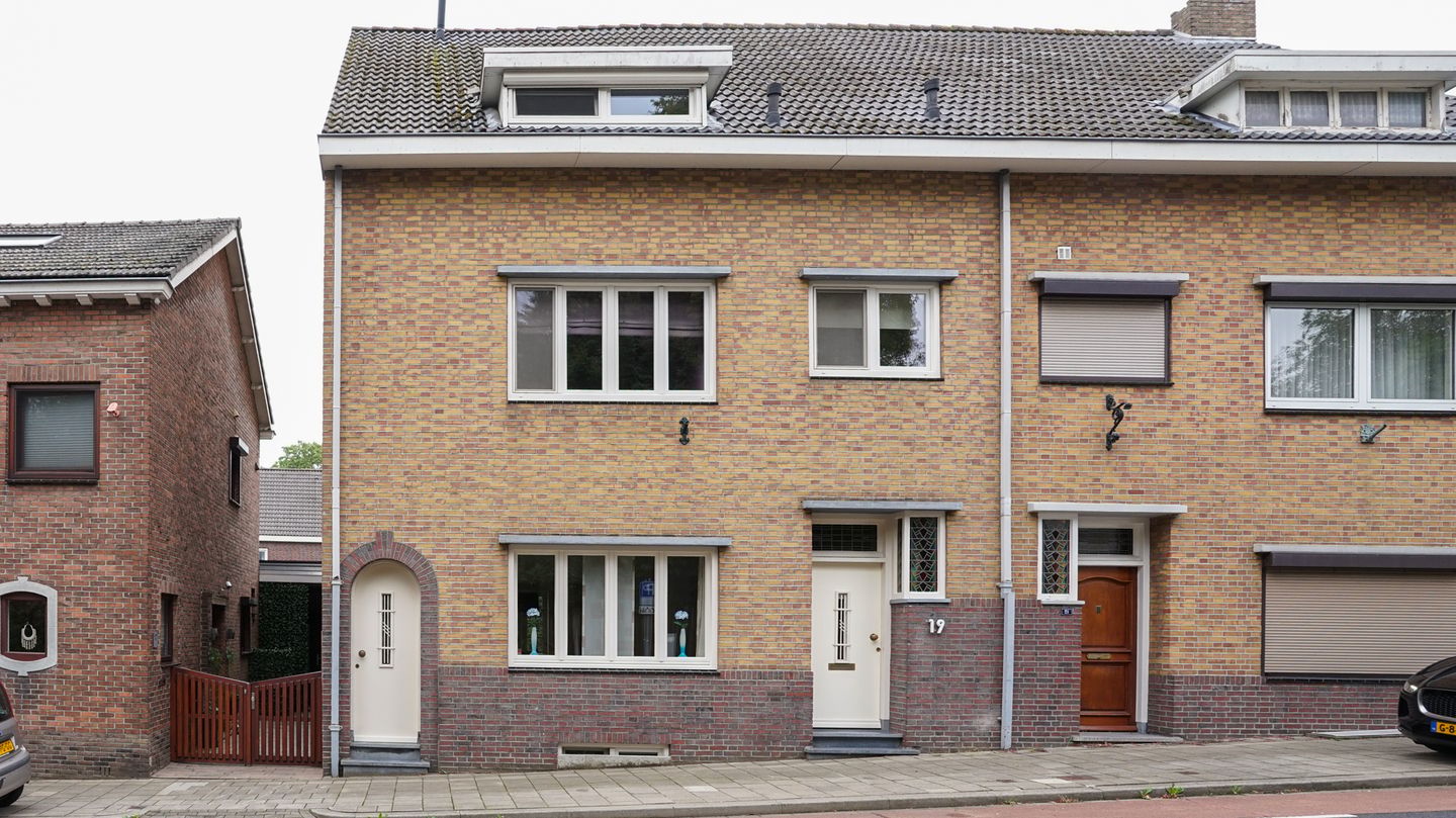 Foto 1 van Kerkraderstraat 19