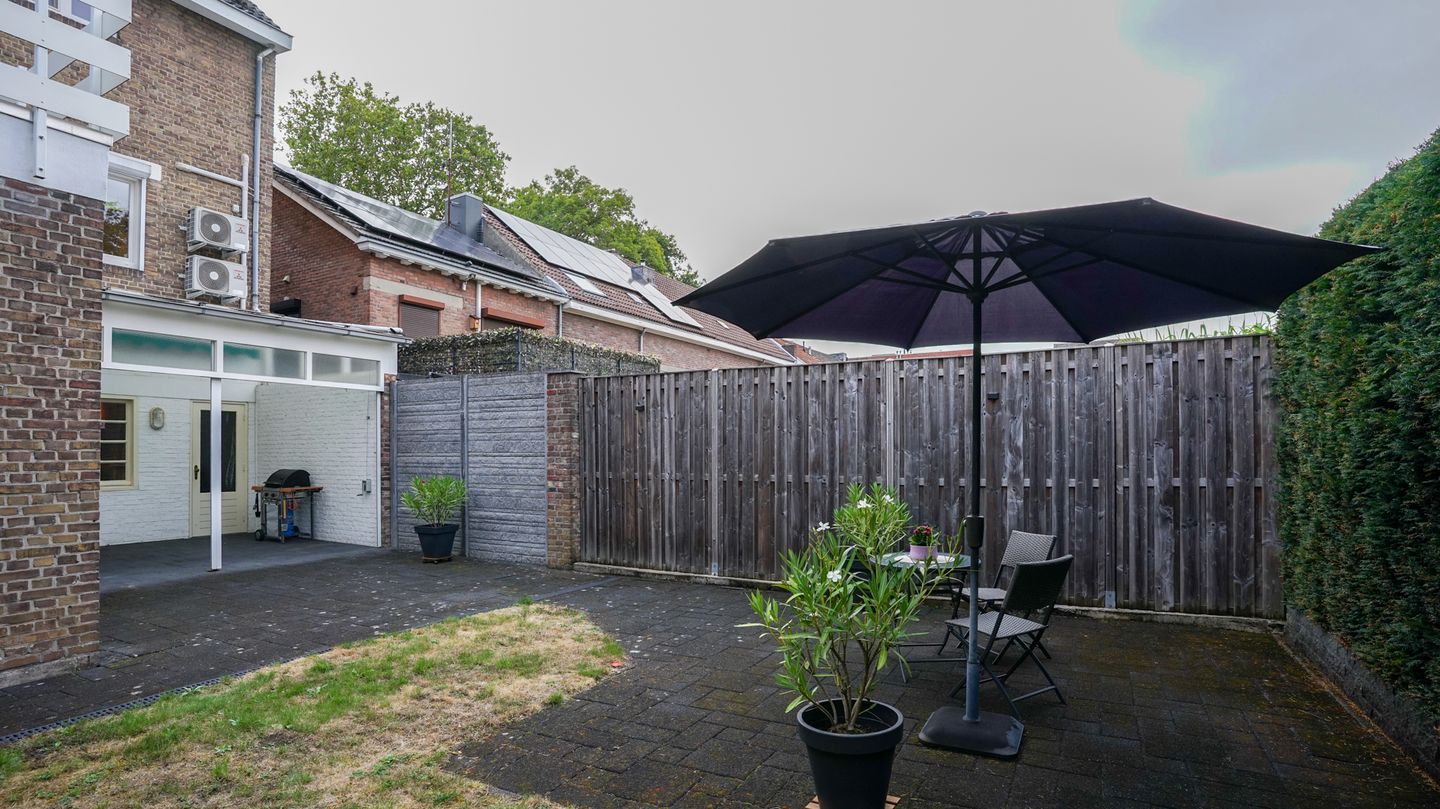 Photo 35 of Kerkraderstraat 19