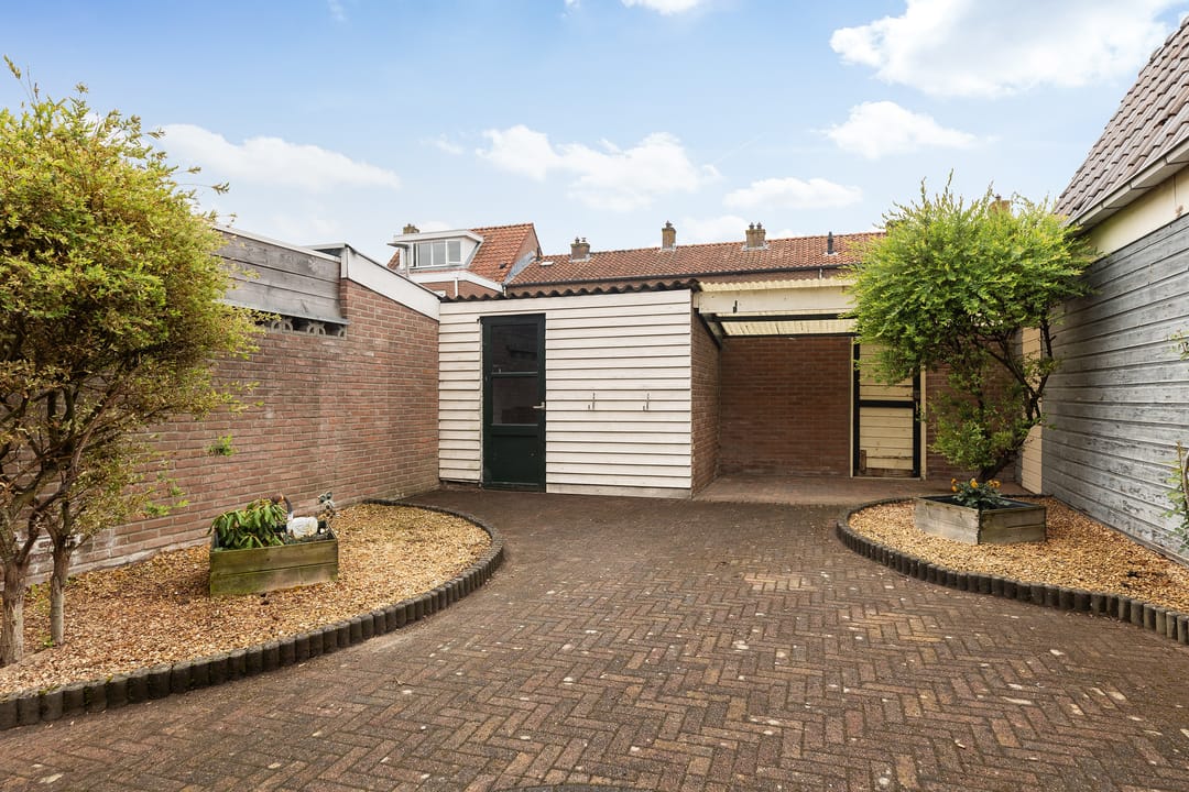 Photo 23 of Herbert van Puttenweg 23