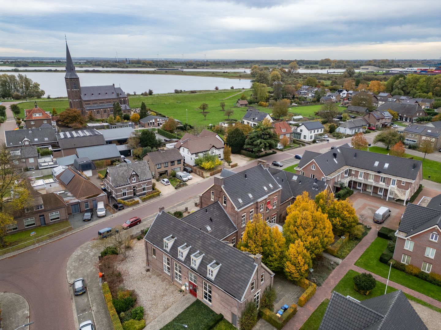Bekijk foto 4 van Pastoor van der Marckstraat 14