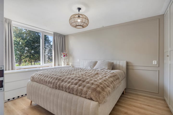 Tussenwoning te koop: Kruiszwin 1253, Julianadorp