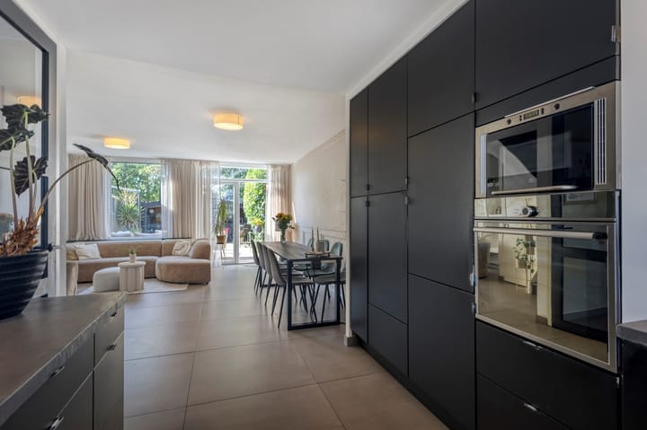 Tussenwoning te koop: Kruiszwin 1253, Julianadorp