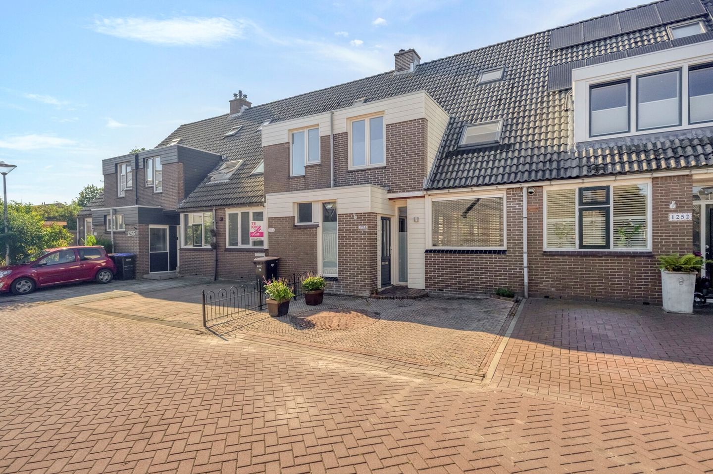 Foto 1 van Kruiszwin 1253