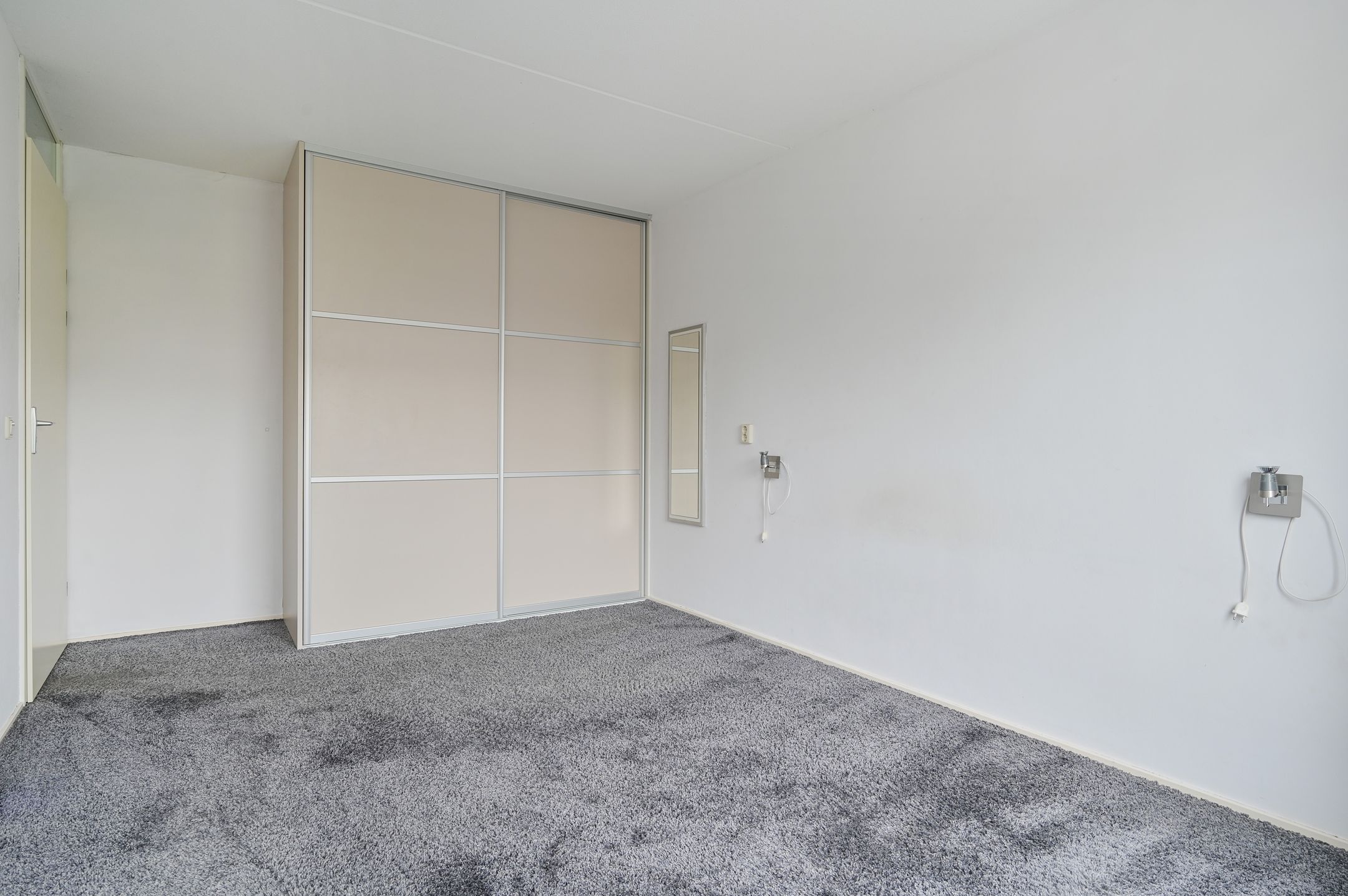 Photo 15 of Zwanebloem 48