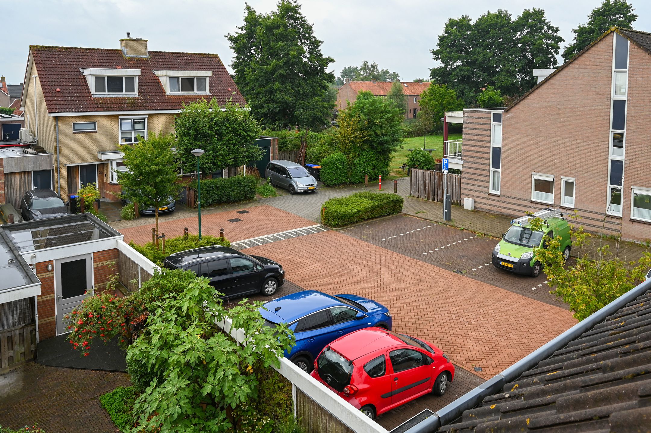 Photo 30 of Zwanebloem 48