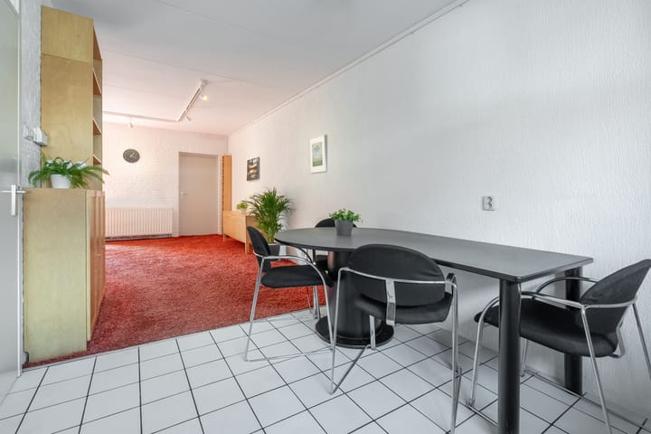 Twee-onder-één-kap te koop: Gladiolenstraat 8, Wageningen