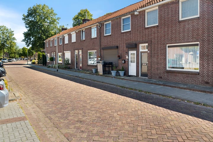 Foto 2 van Burgemeester Ploegmakerslaan 66