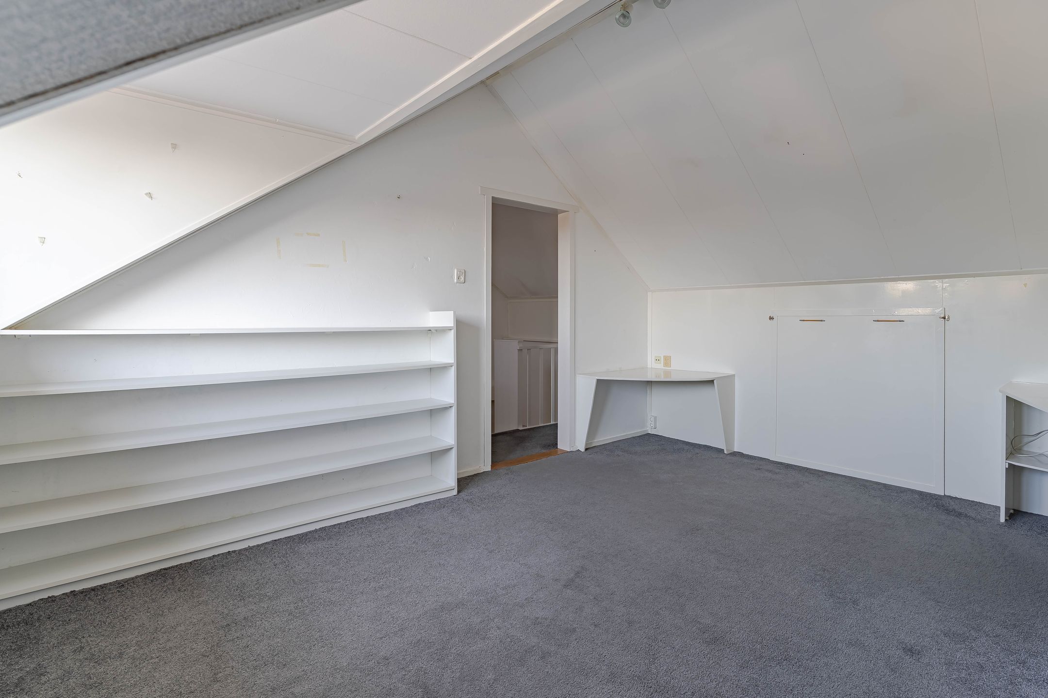 Photo 24 of Ferdinand Bolstraat 30