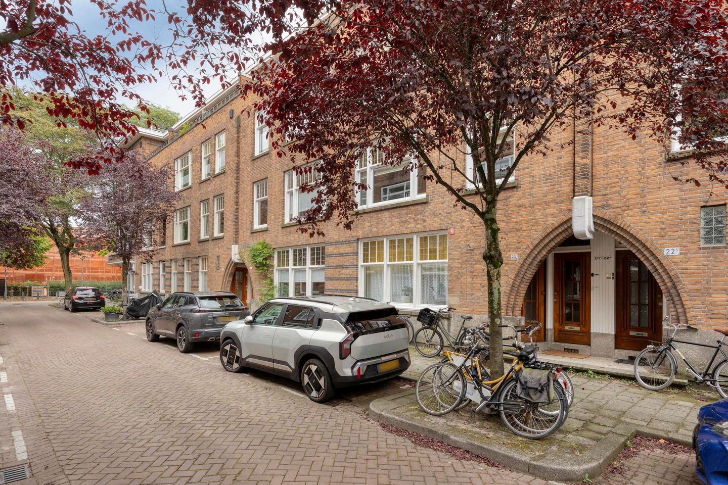 Photo 35 of Van Nideckstraat 20-B01