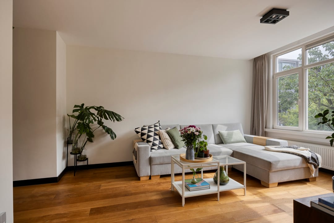 Photo 8 of Van Nideckstraat 20-B01