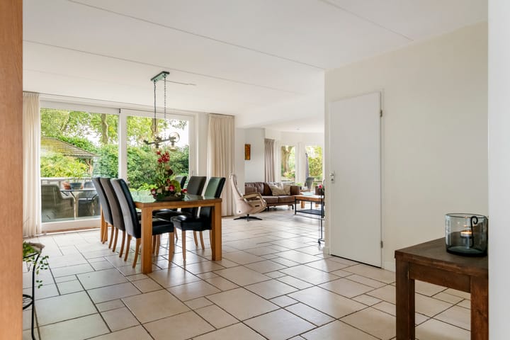 Photo 3 of Adriaan van Ostadestraat 2