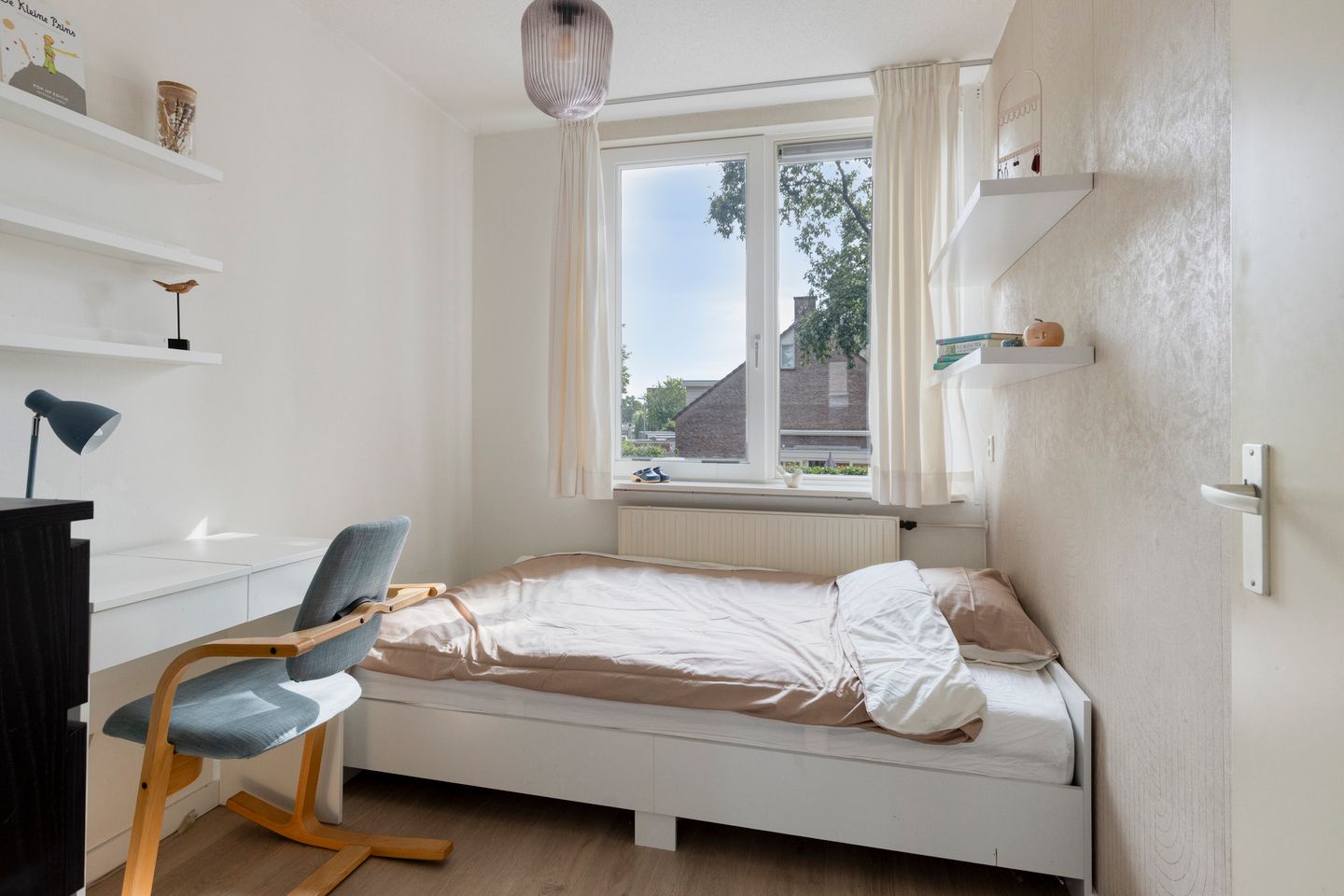 Photo 25 of Guido Gezellelaan 86
