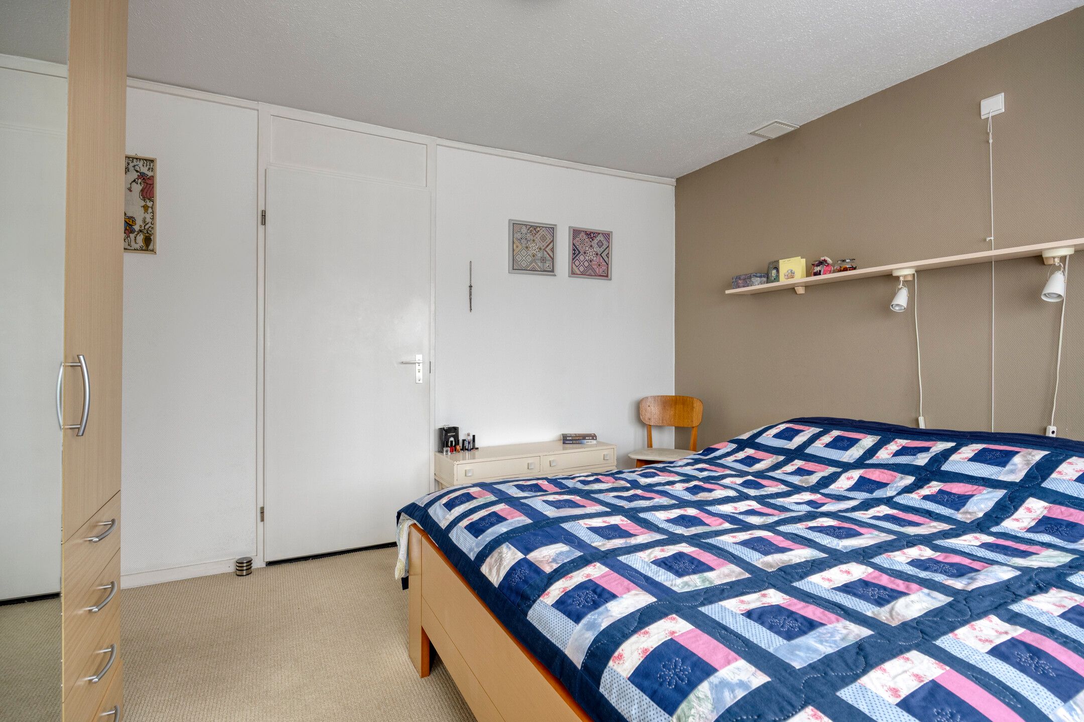 Photo 21 of Helling 4