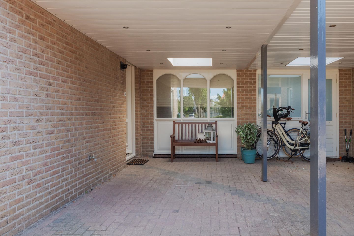 Photo 10 of Vondellaan 39
