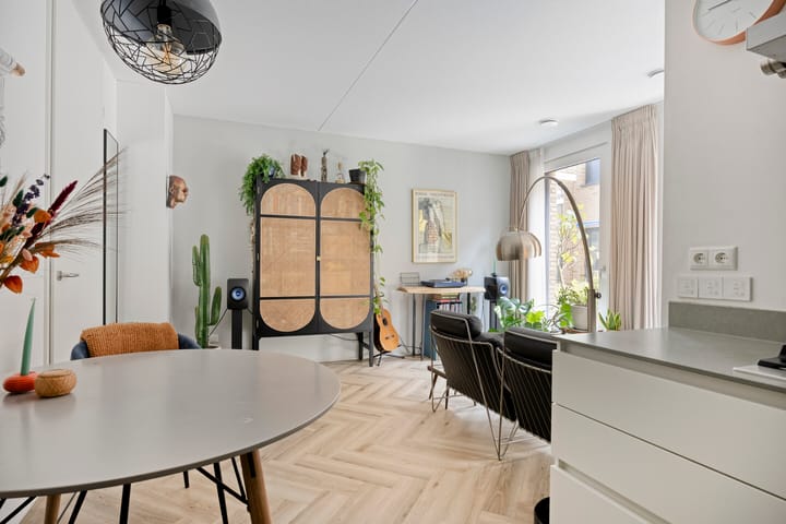Studio te koop: Friesewal 9, Zwolle