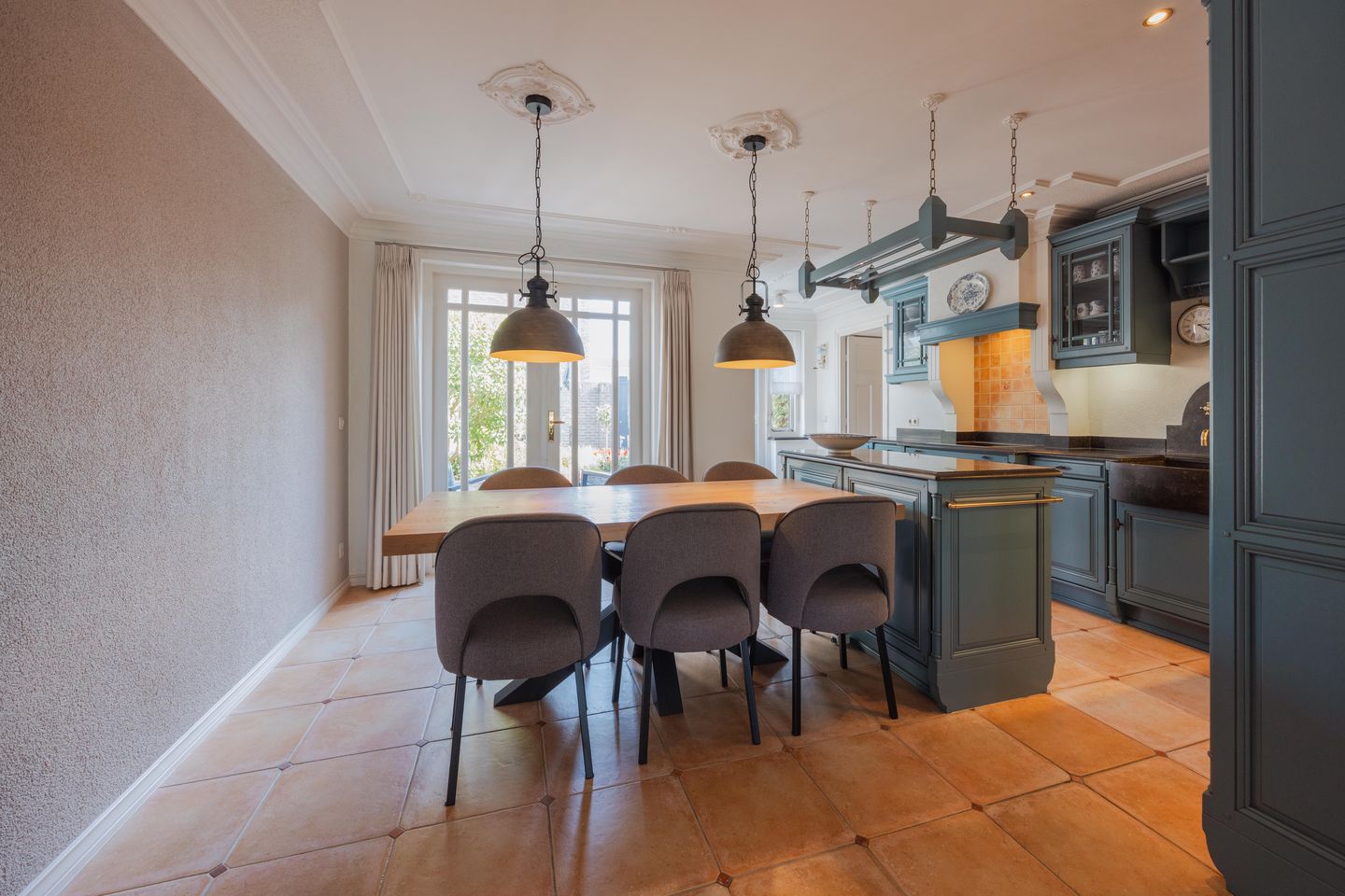 Photo 19 of Vondellaan 39