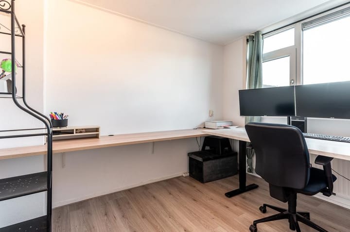 Hoekwoning te koop: Reigerstraat 1, Ermelo
