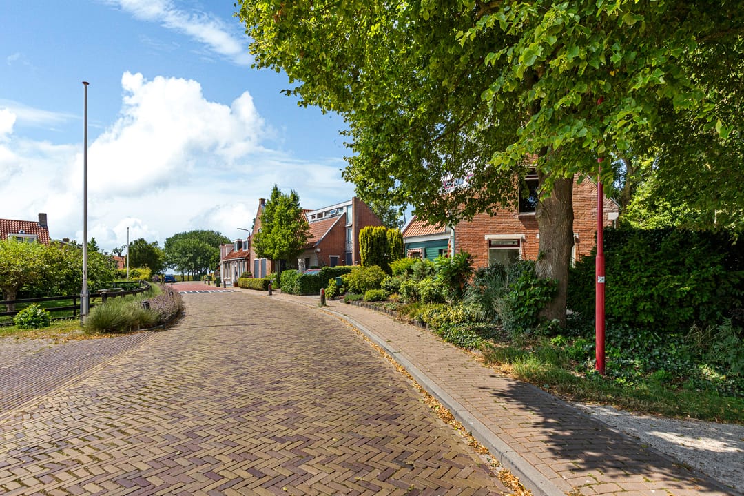 Foto 43 van Kerkeburen 8
