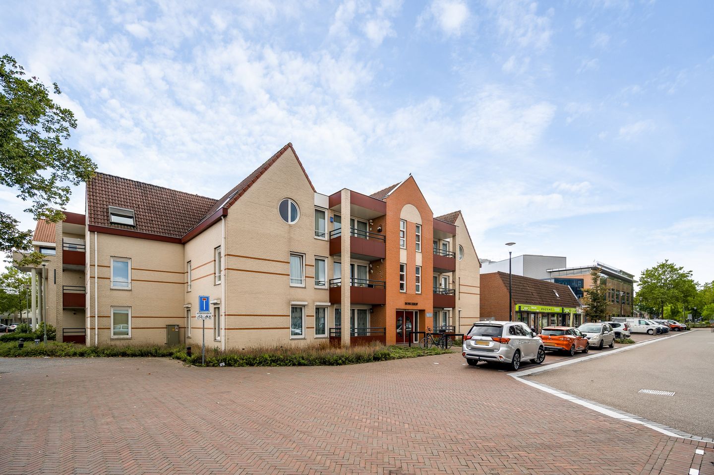 Photo 29 of Burgemeester Hobusstraat 65