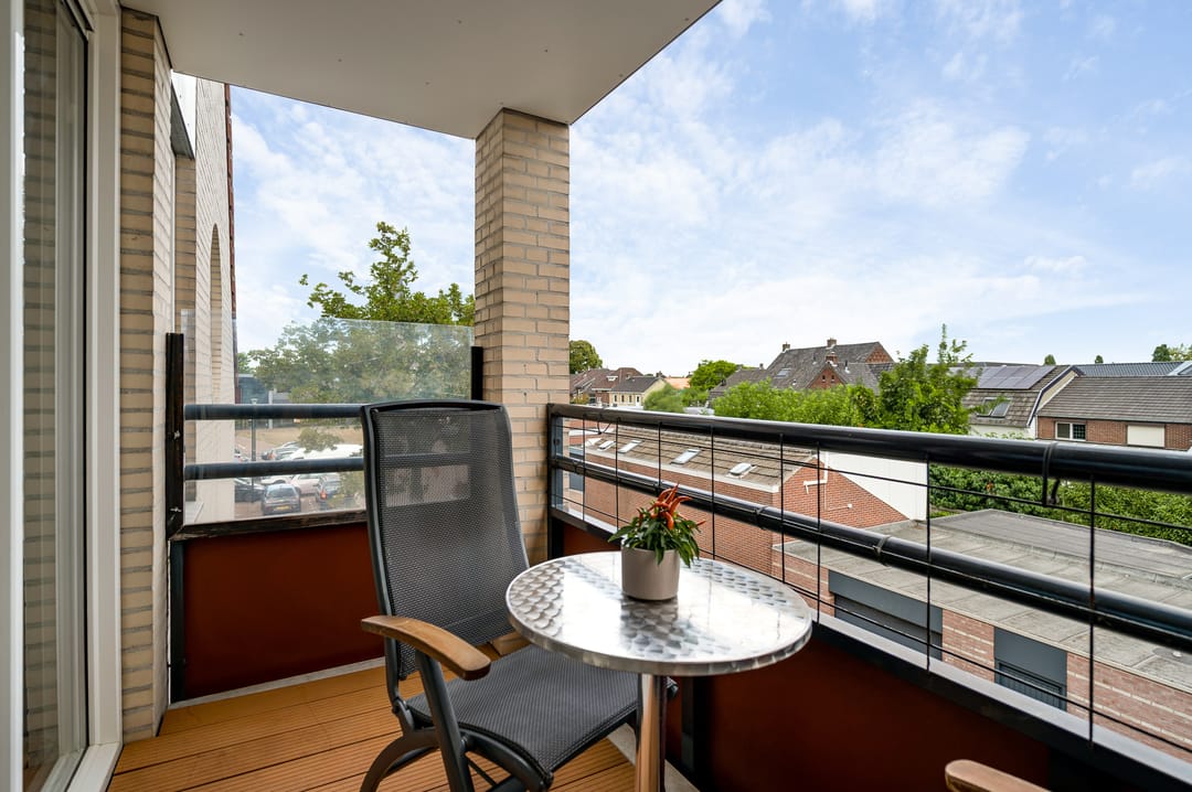 Photo 17 of Burgemeester Hobusstraat 65