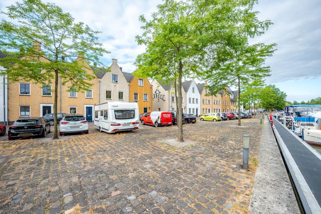 Photo 52 of IJzerwerf 8