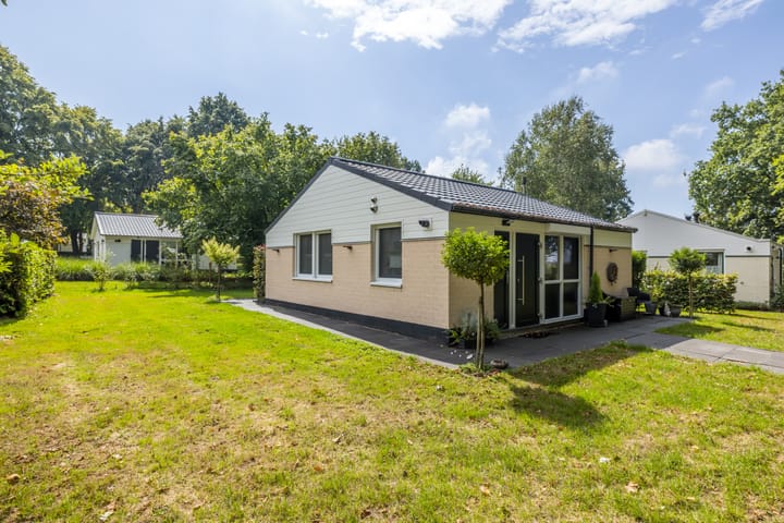 Foto 4 van Kruinweg 1-B051