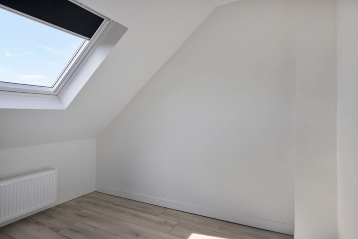 Tussenwoning te koop: Kloosterlaan 57, Sas Van Gent