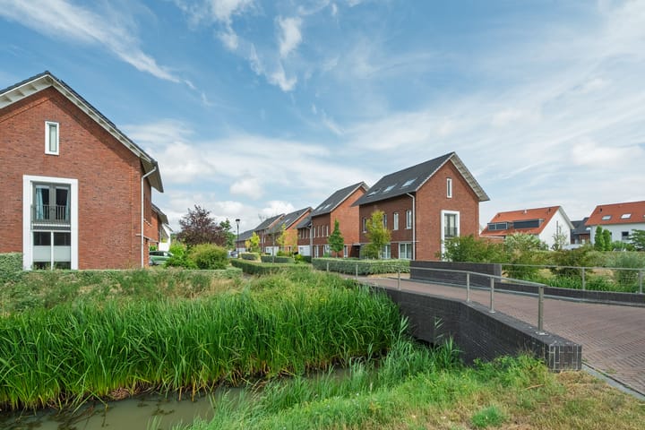 Twee-onder-één-kap te koop: Jan Jordensstraat 63, Wageningen