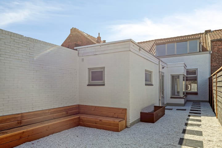 Tussenwoning te koop: Kloosterlaan 57, Sas Van Gent