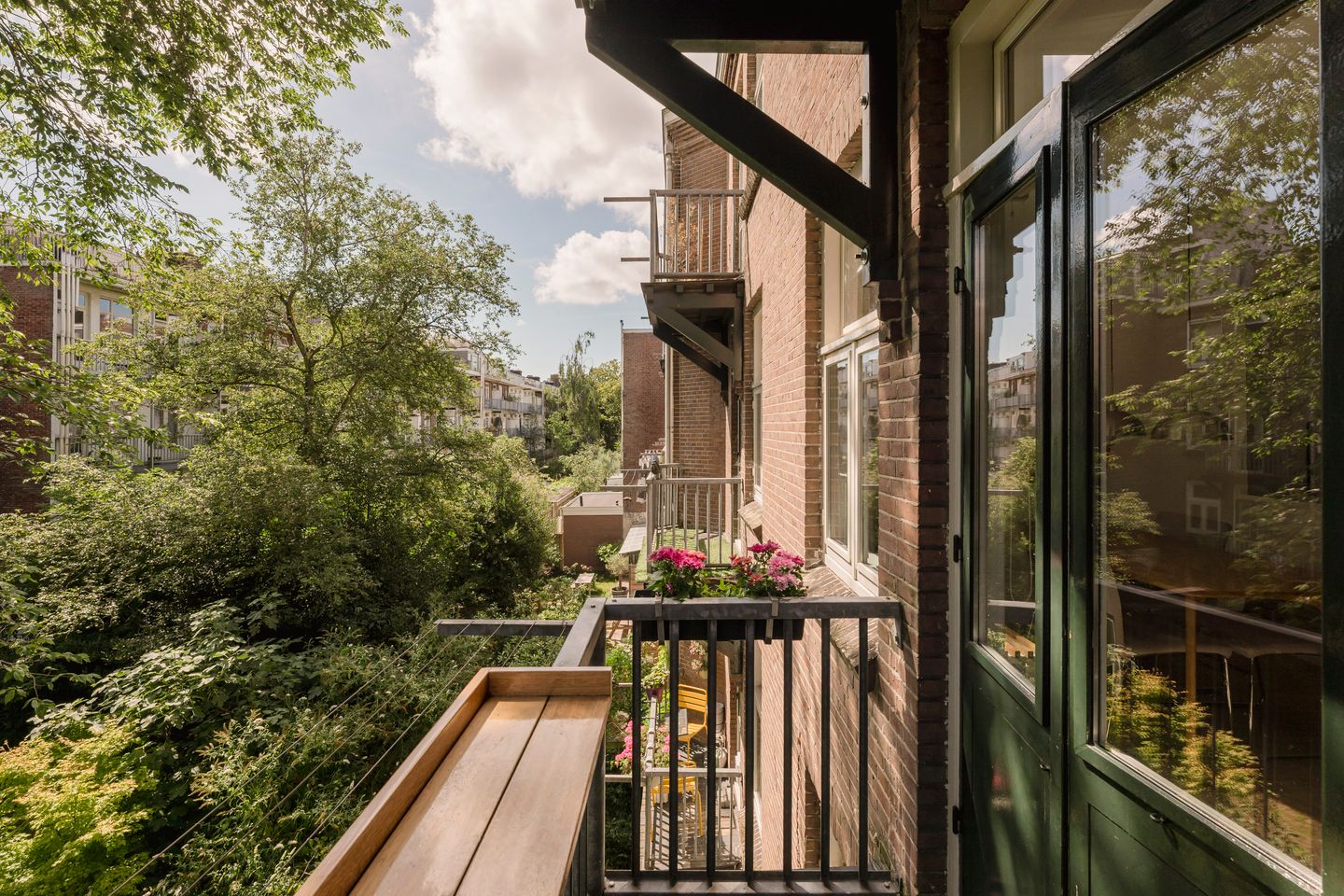 Photo 10 of Gillis van Ledenberchstraat 11-2
