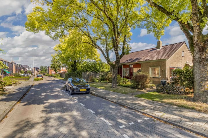 Foto 4 van Meester Döllestraat 1