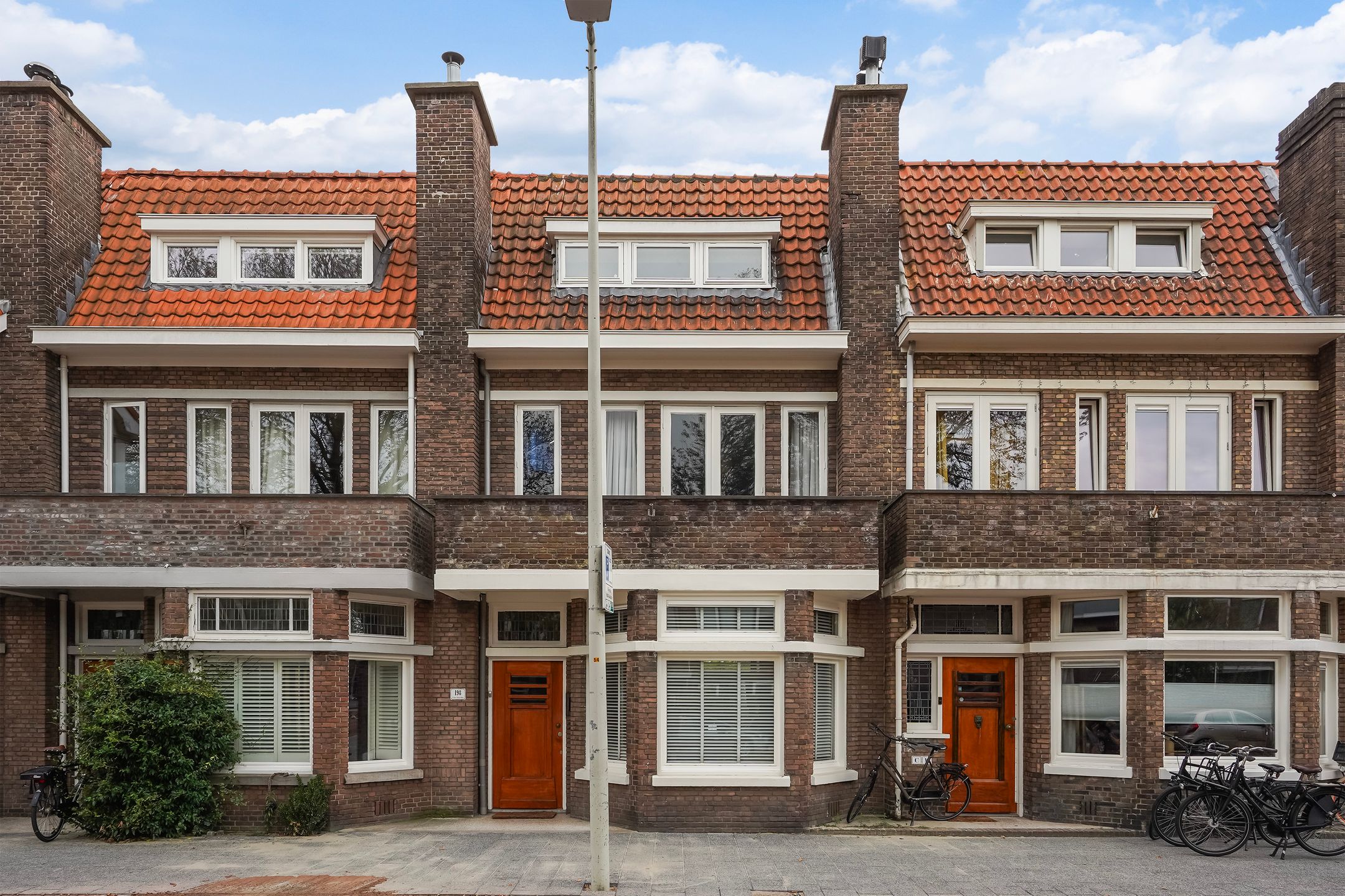 Laan van Eik en Duinen 198 