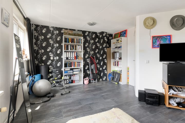 Tussenwoning te koop: Plataanstraat 37, Ter Aar
