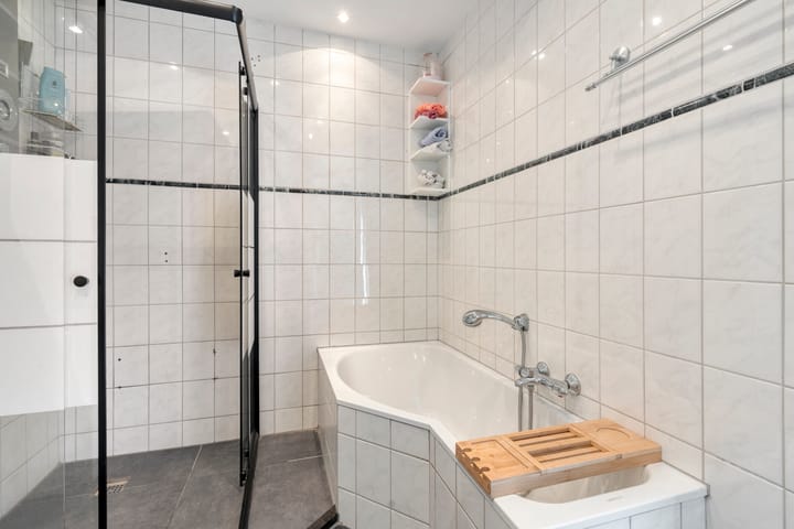 Tussenwoning te koop: Plataanstraat 37, Ter Aar