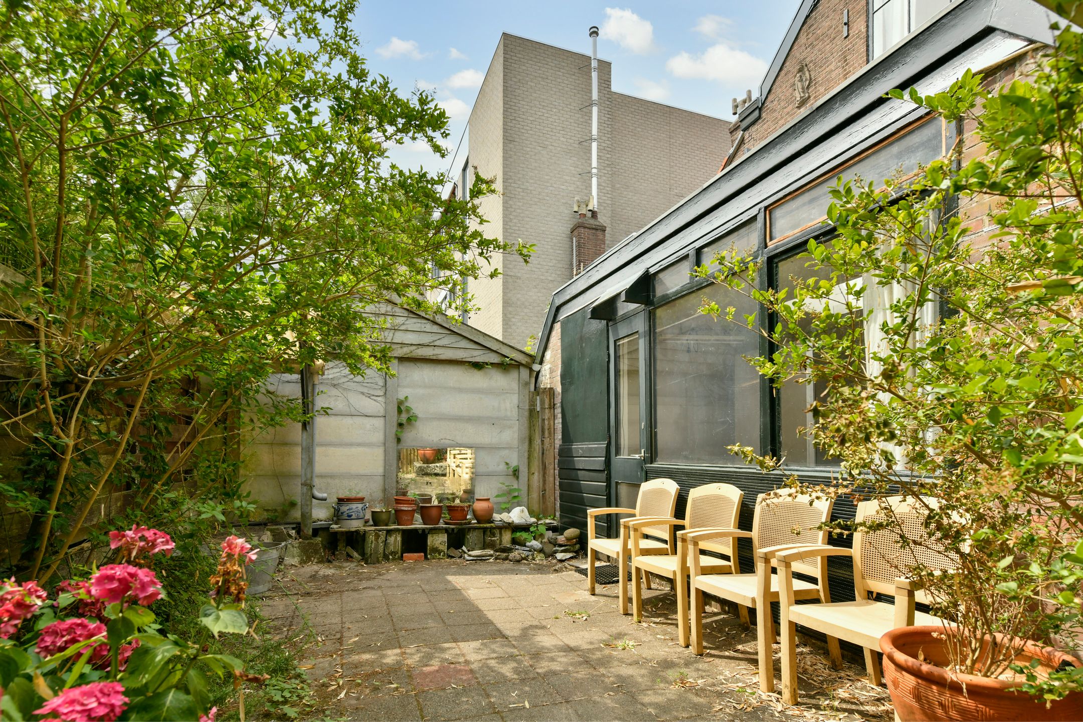 Photo 12 of Leidsezijstraat 9