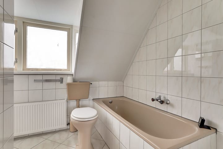 Vrijstaande woning te koop: It Roster 4, Ingwierrum