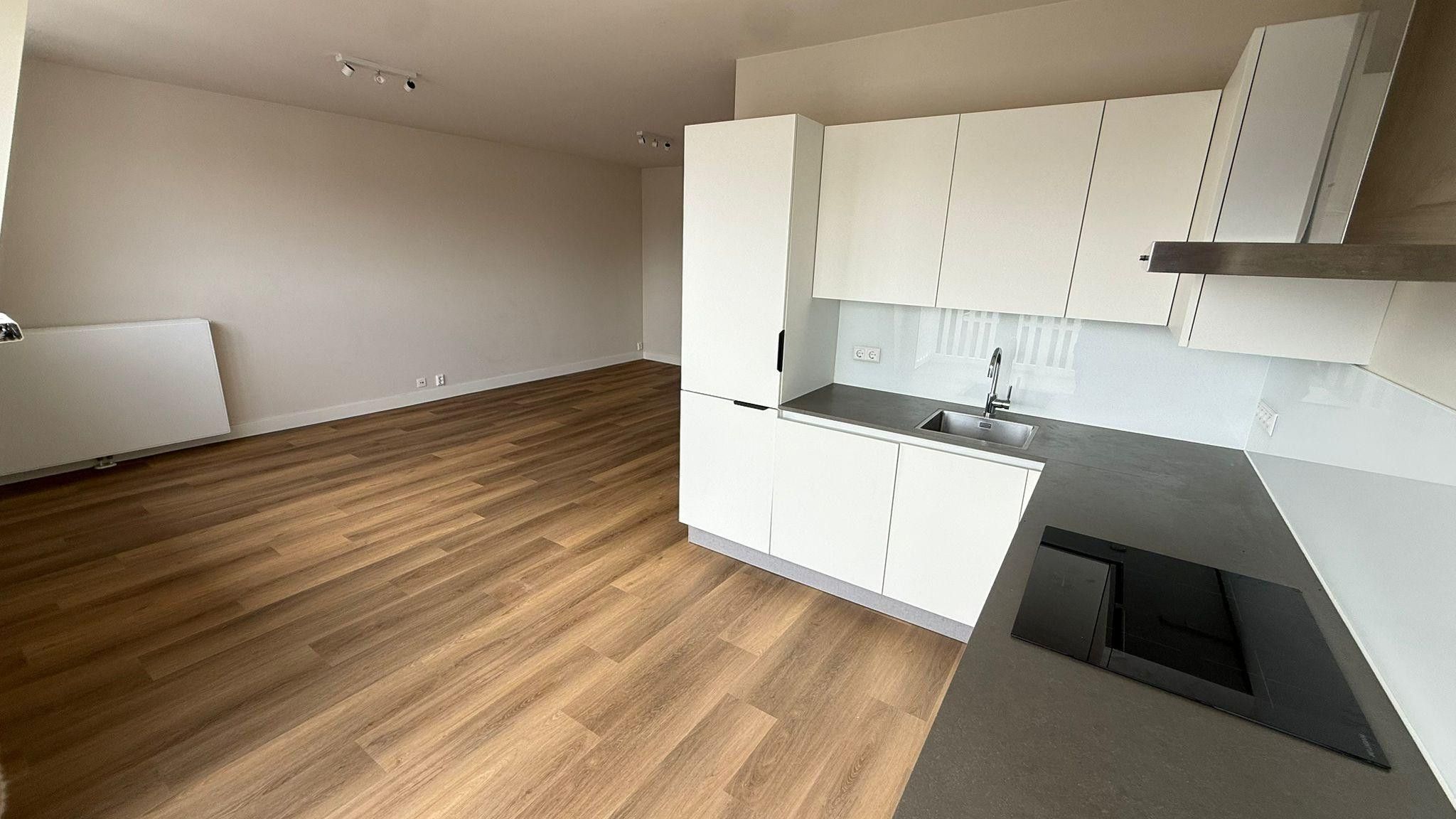 Photo 6 of Frederik Hendriklaan 104-B