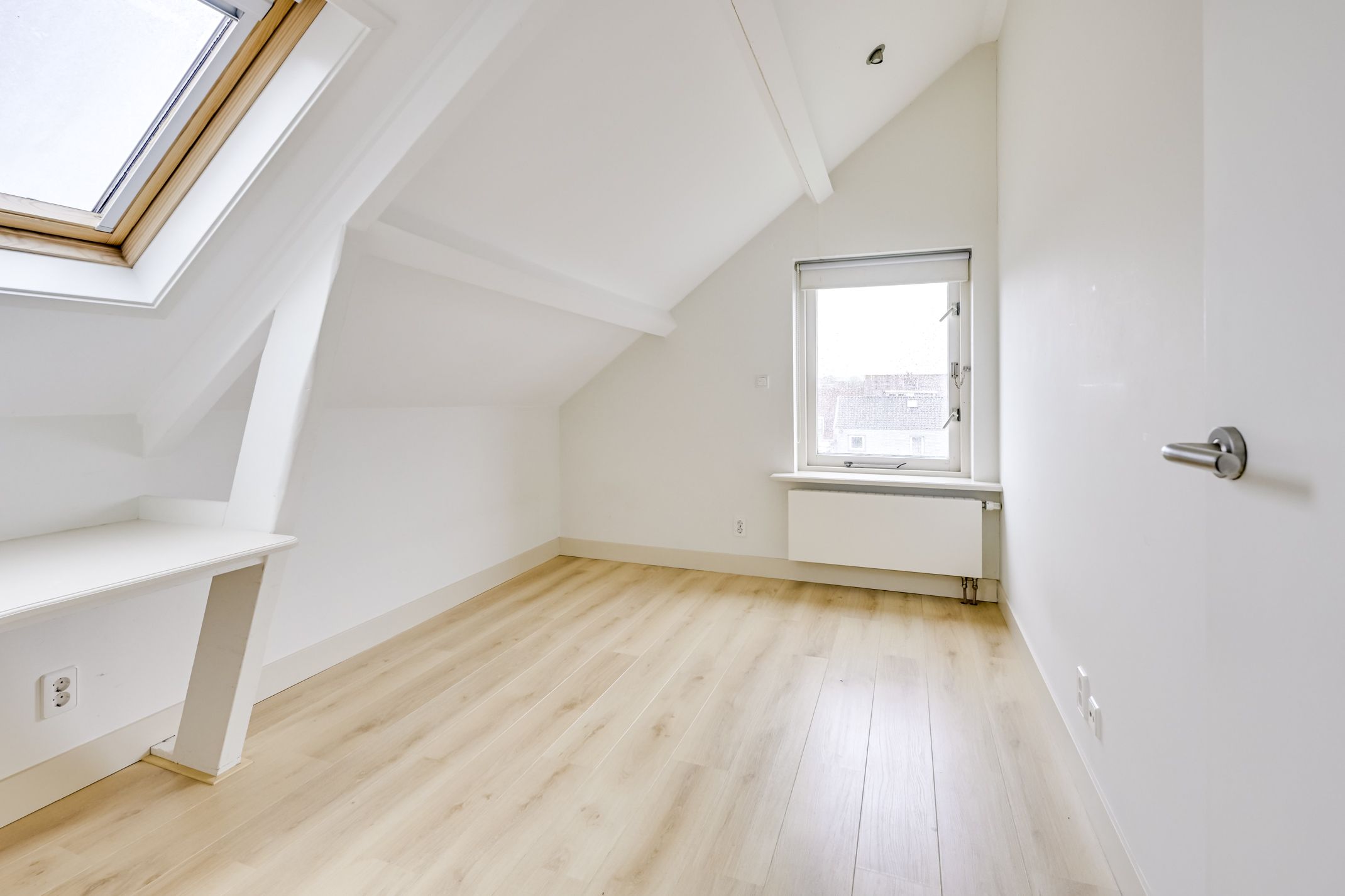 Photo 36 of Achterstraat 83