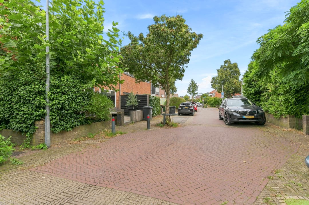 Photo 46 of Van Leeuwenhoekstraat 49