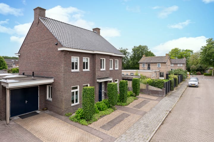 Foto 4 van Acacialaan 4
