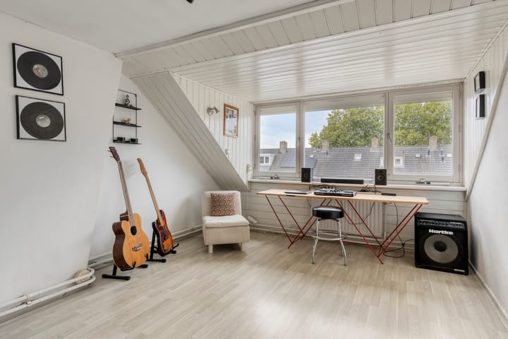 Tussenwoning te koop: J.J. Verbeetenstraat 4, Best