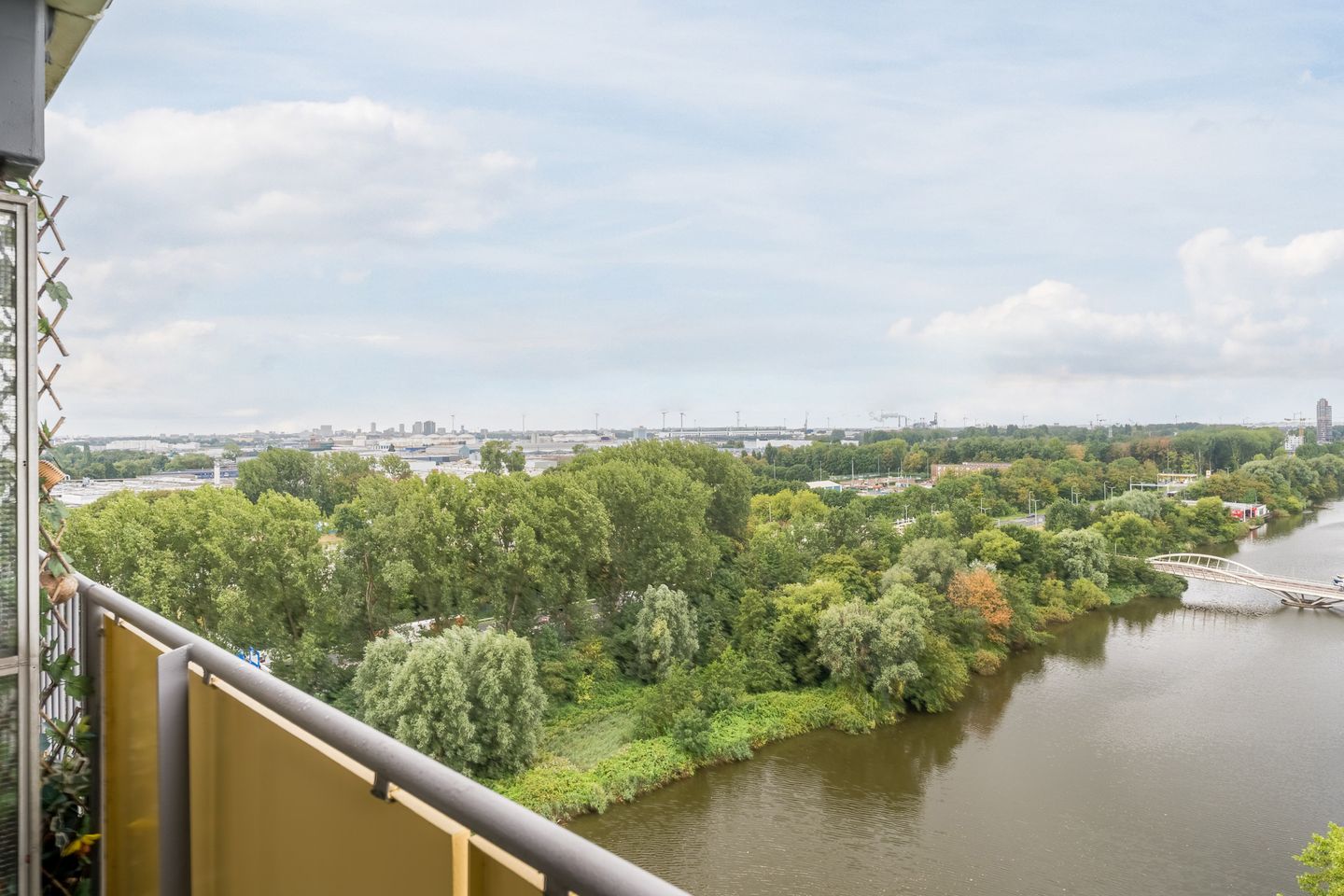 Photo 35 of Oost-Dorsch 137