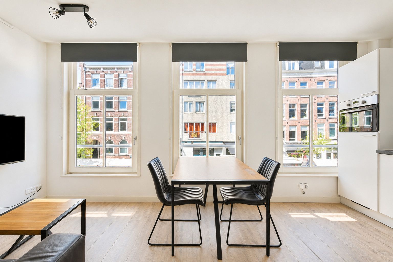 Albert Cuypstraat 124-1V 124 1V