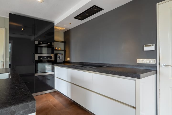 Vrijstaande woning te koop: Hoofdstraat 267, Oostwold (Gem. Westerkwartier)