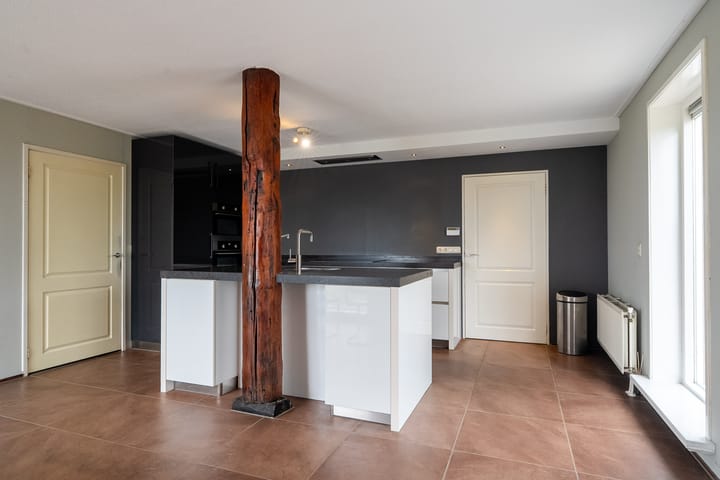 Vrijstaande woning te koop: Hoofdstraat 267, Oostwold (Gem. Westerkwartier)