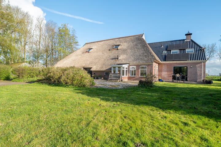 Vrijstaande woning te koop: Hoofdstraat 267, Oostwold (Gem. Westerkwartier)