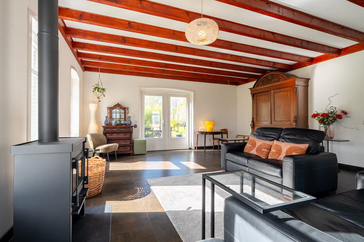 Vrijstaande woning te koop: Hoofdstraat 267, Oostwold (Gem. Westerkwartier)